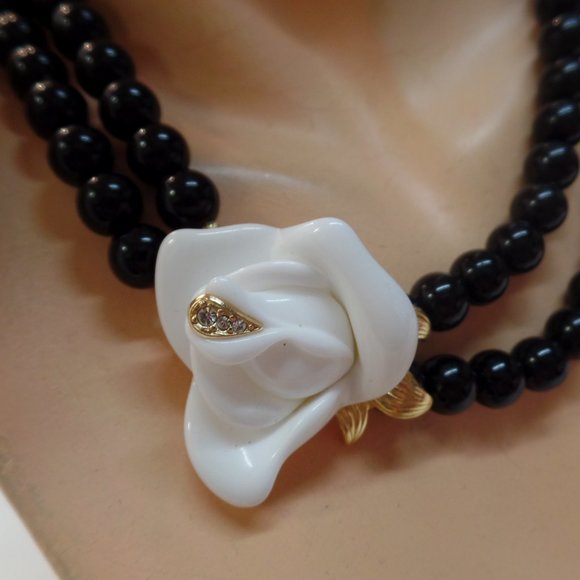 Kenneth J. Lane KJL for Avon Black Beaded Multi Strand Necklace Rose Bling 14" - Picture 2 of 16